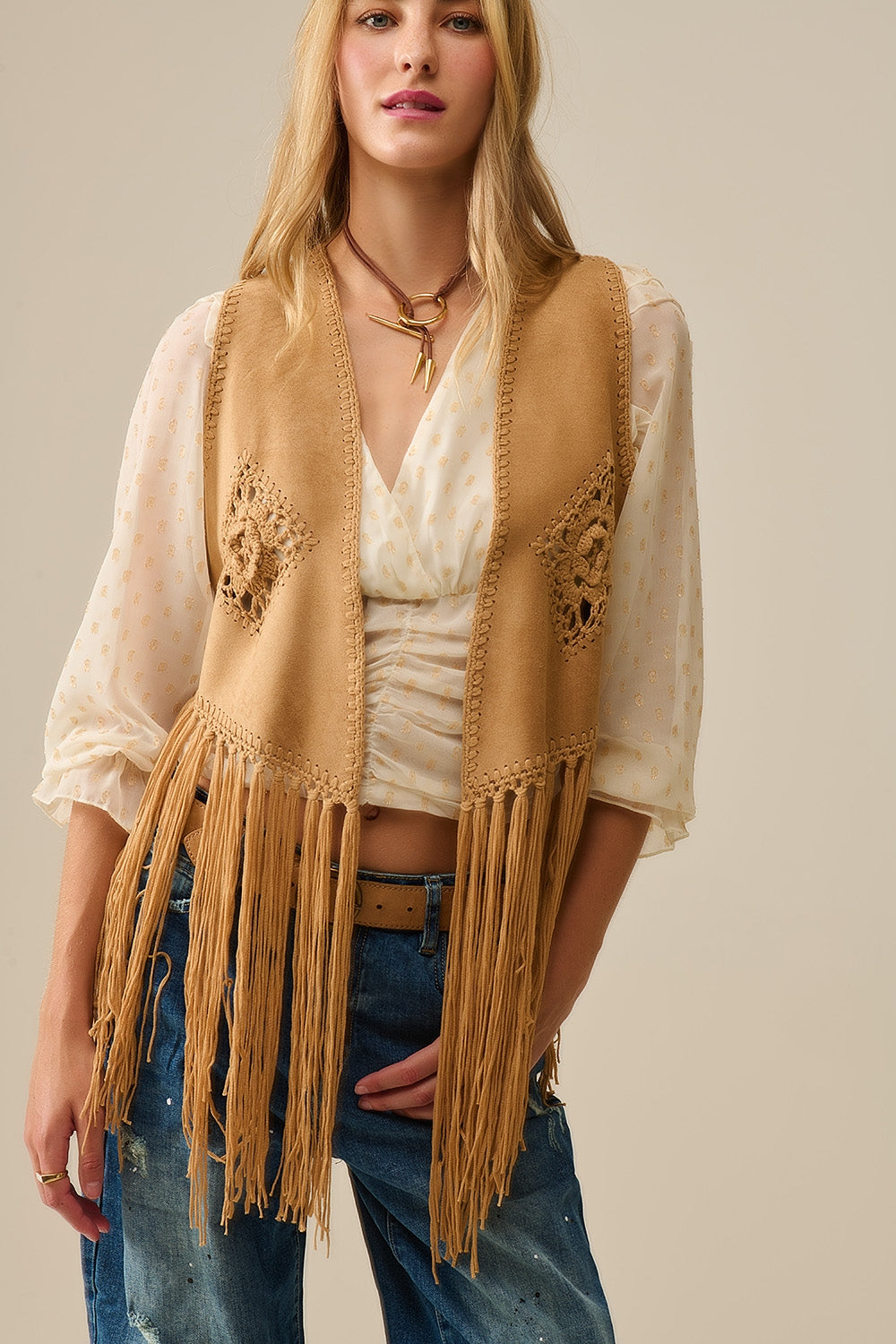 Gilet en faux daim à franges style cowgirl en camel