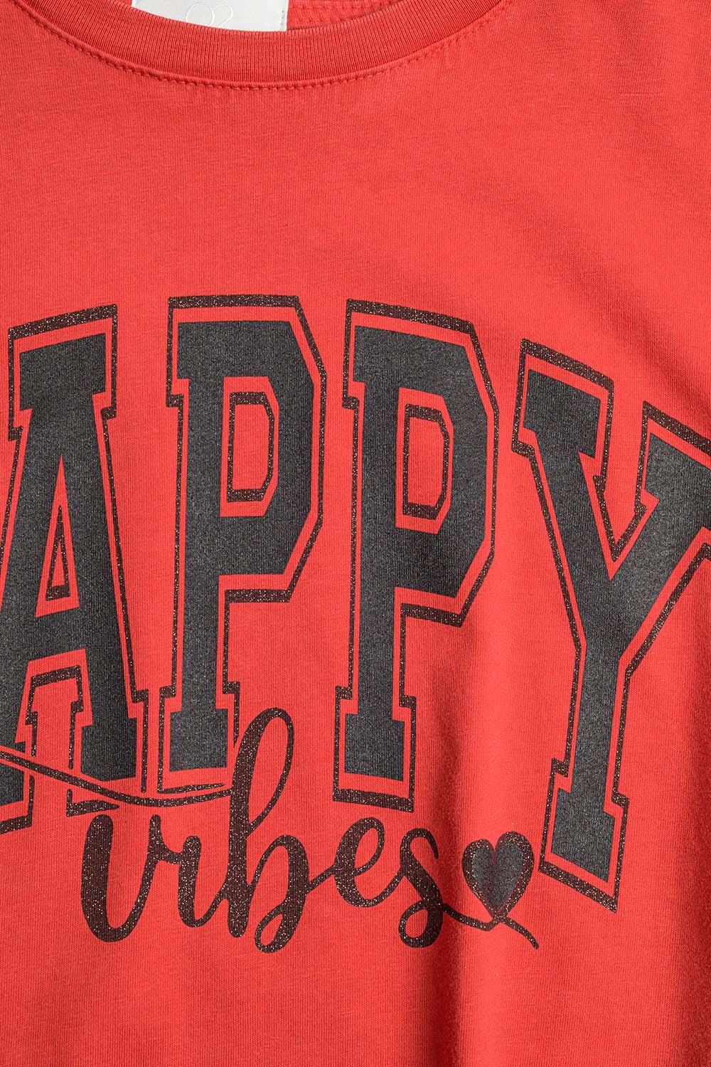 Happy Vibes Graphic Relaxed T-Shirt en rouge