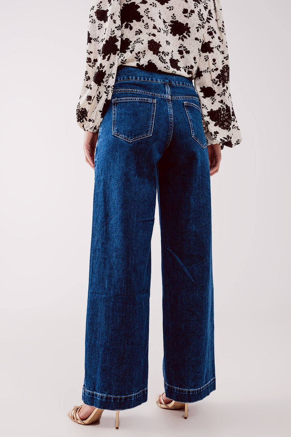 Jean à fermeture boutonnée bleu
