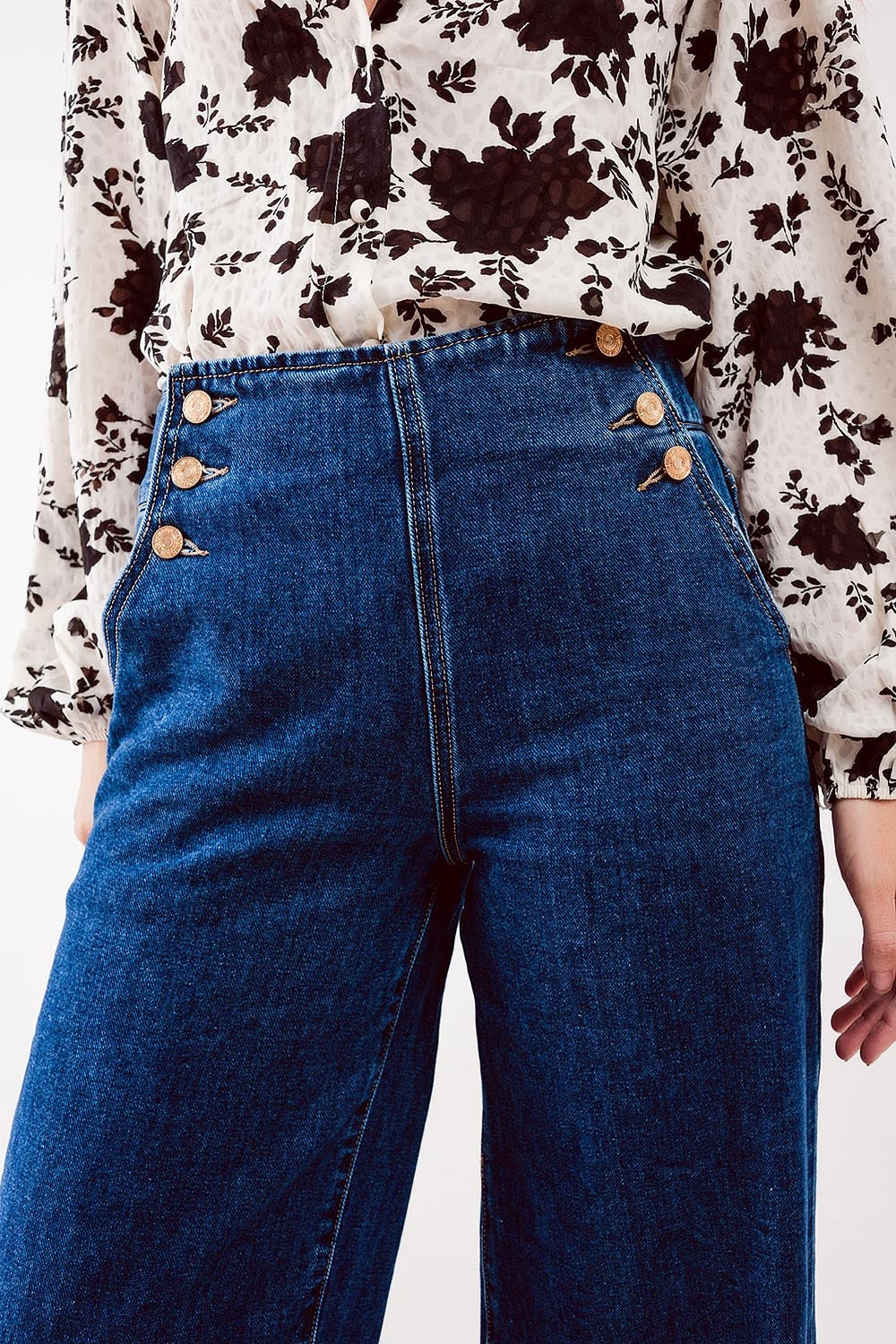 Jean à fermeture boutonnée bleu