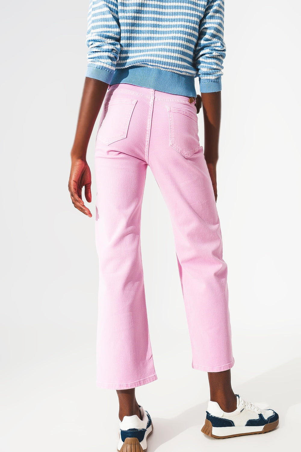 Jean ample court en Rose chewing gum