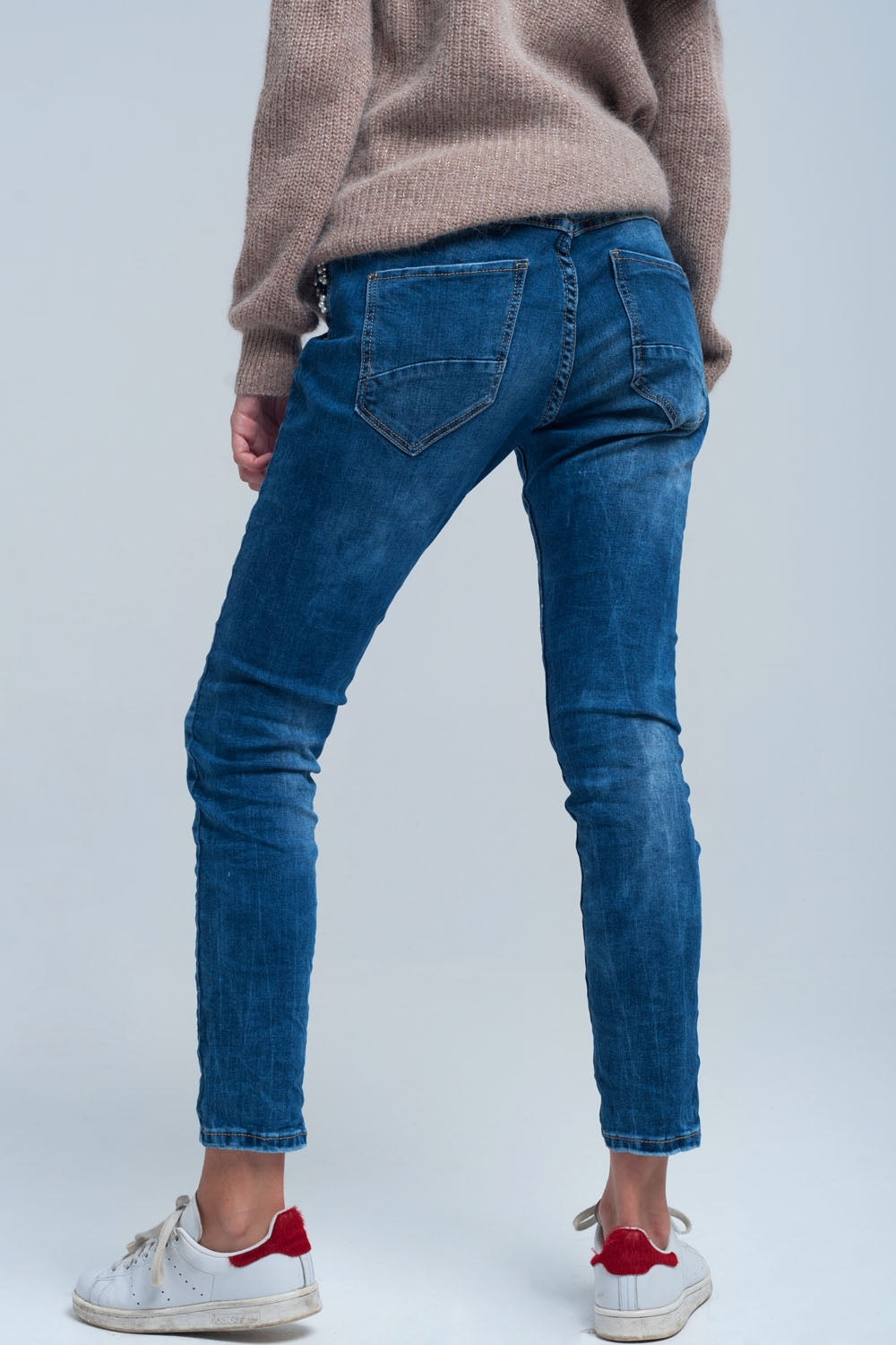 Jean boyfriend bleu à perles