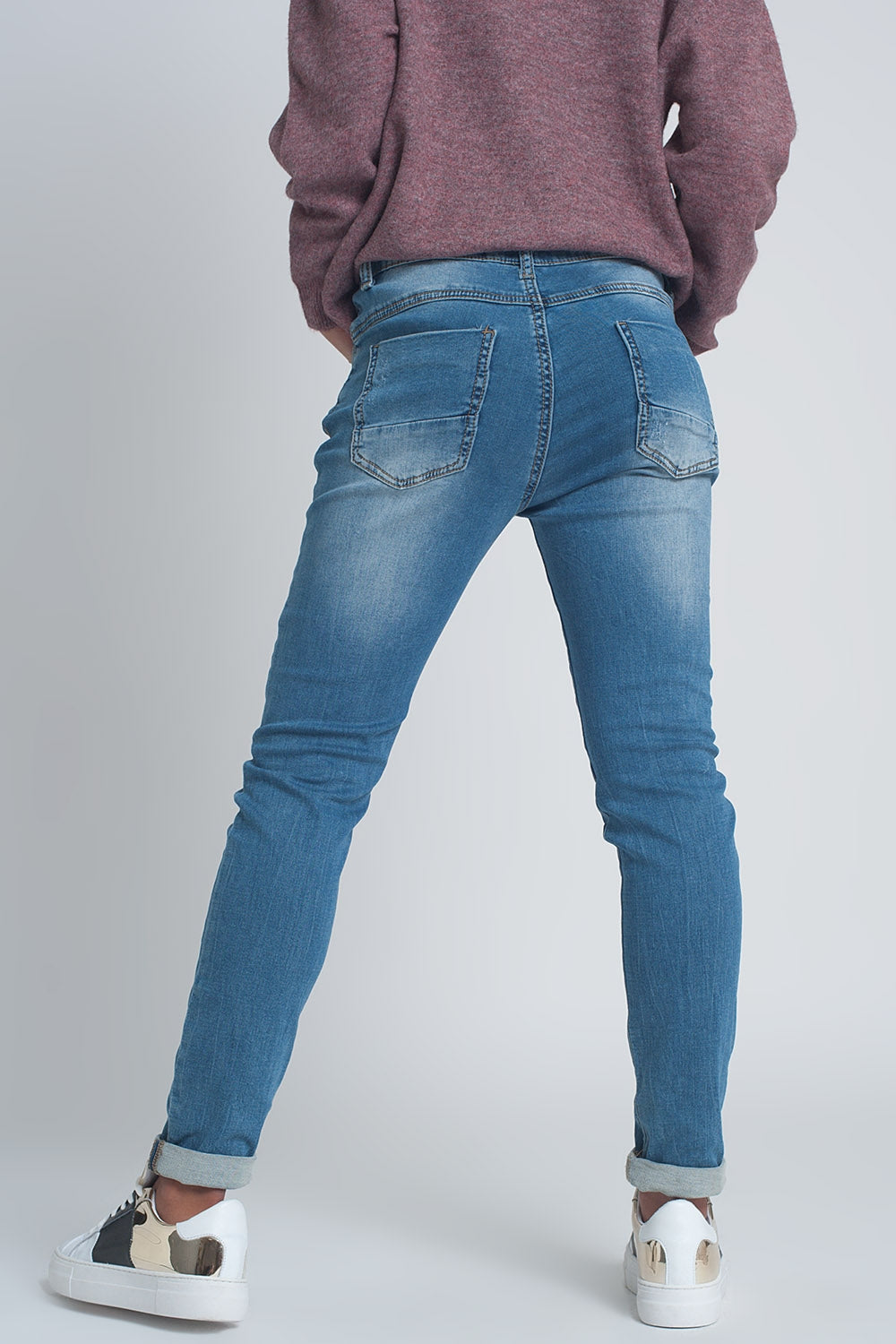 Jean boyfriend en denim fine déchiré délavage moyen