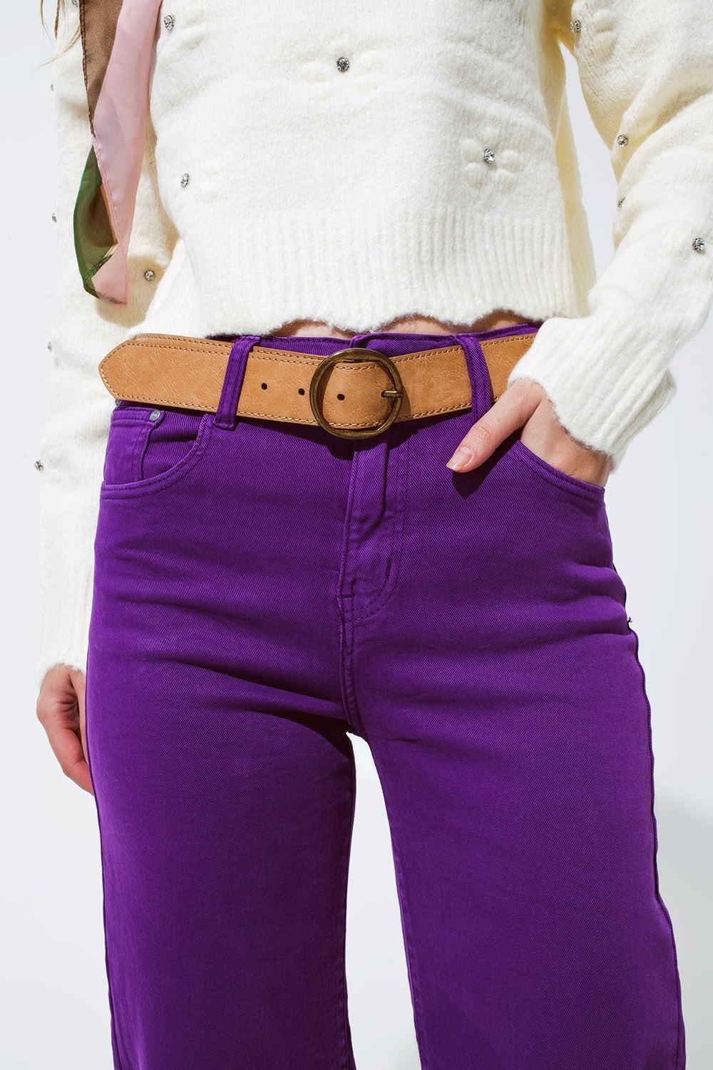Jean court à jambe large en violet