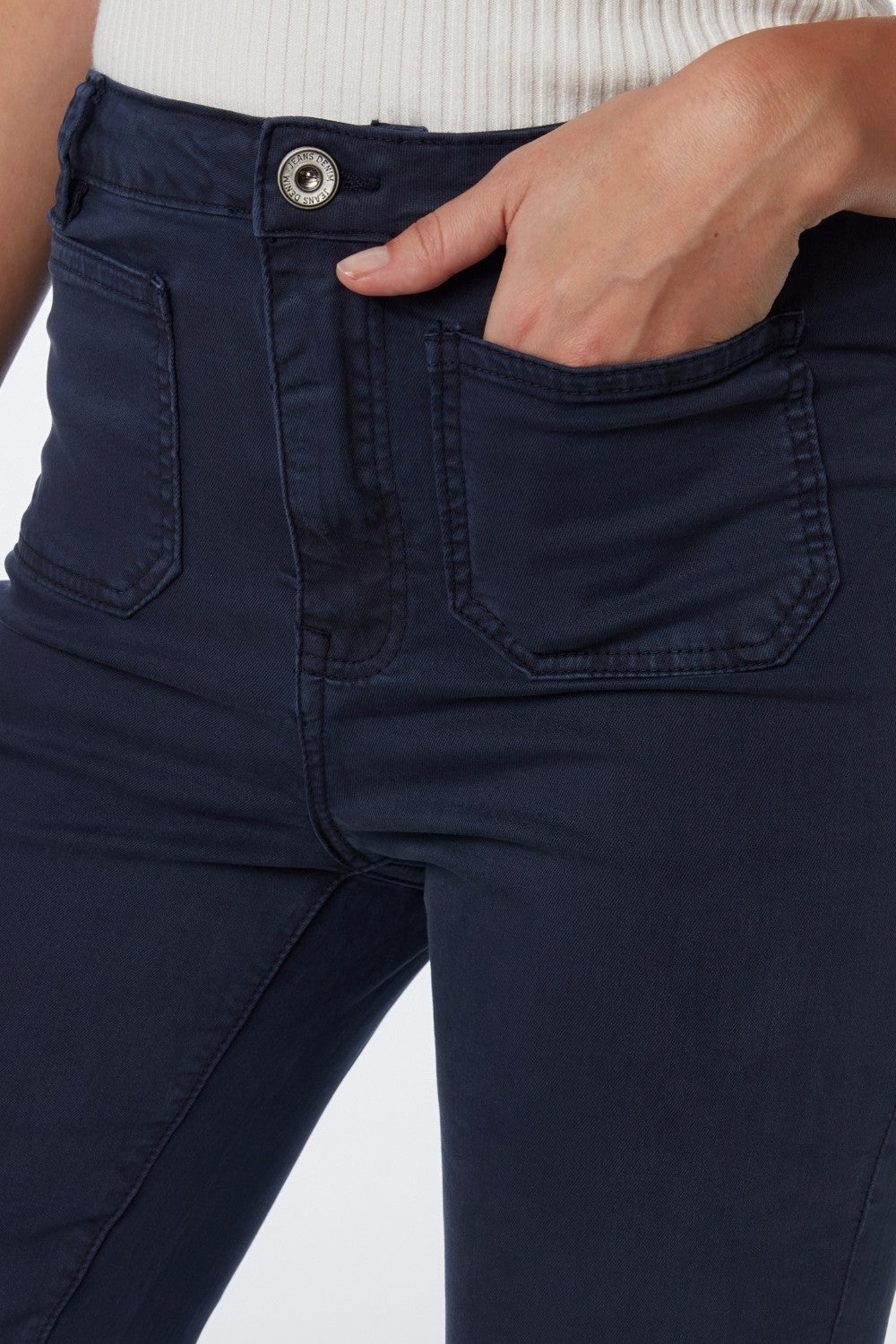 Jean évasé skinny marine avec poches sur le devant