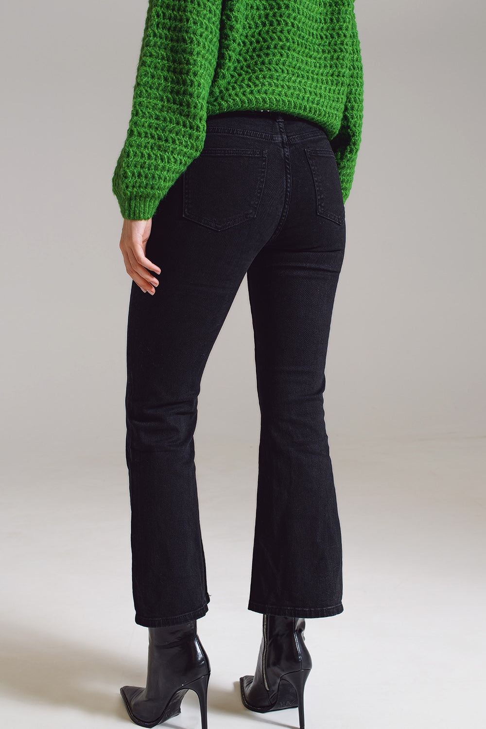 Jean évasé taille haute en noir