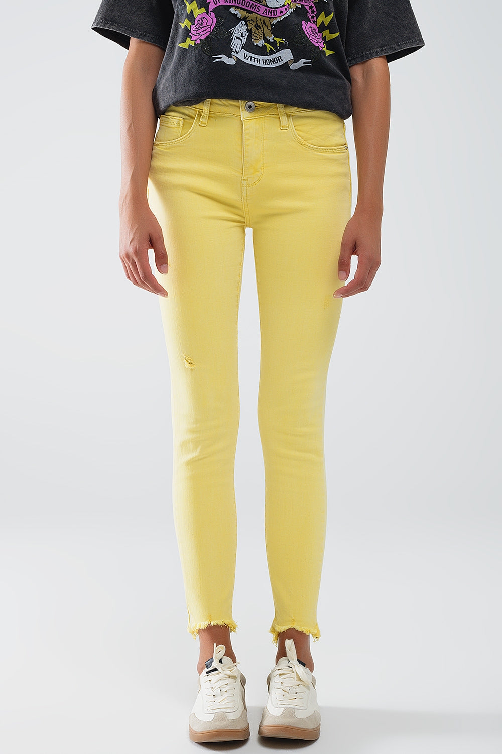 Q2 Jean extensible super skinny à ourlet dentelé jaune