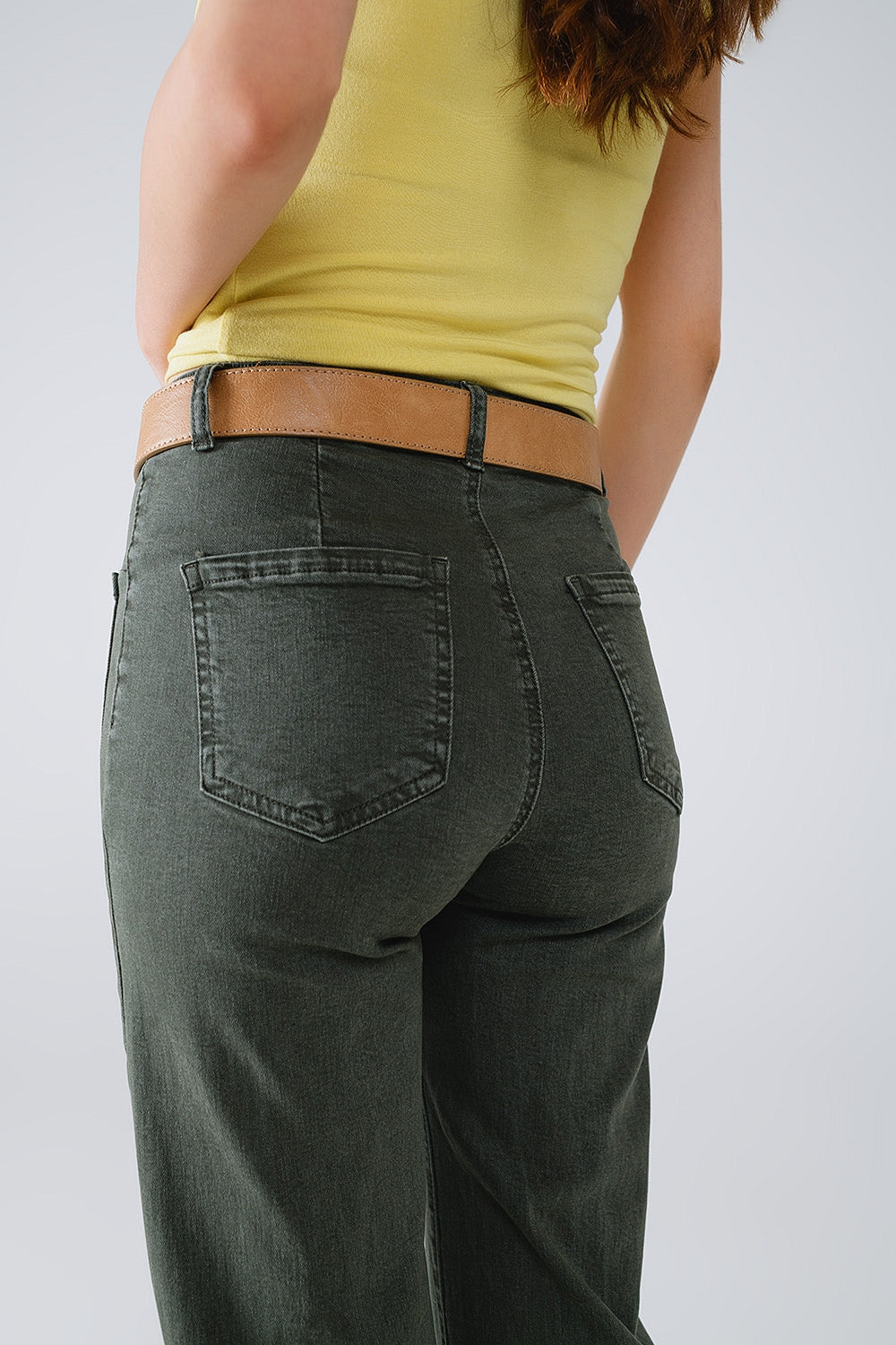 jean flare à taille haute et poches avant kaki foncé