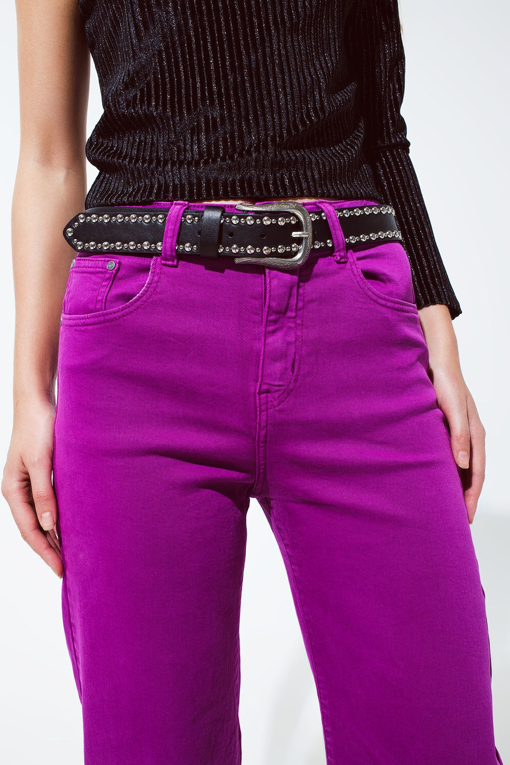 Jean large à jambe large coupée en violette longueur 3/4
