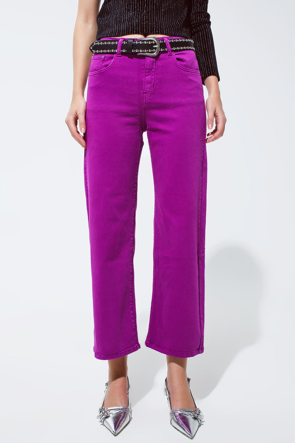 Jean large à jambe large coupée en violette longueur 3/4