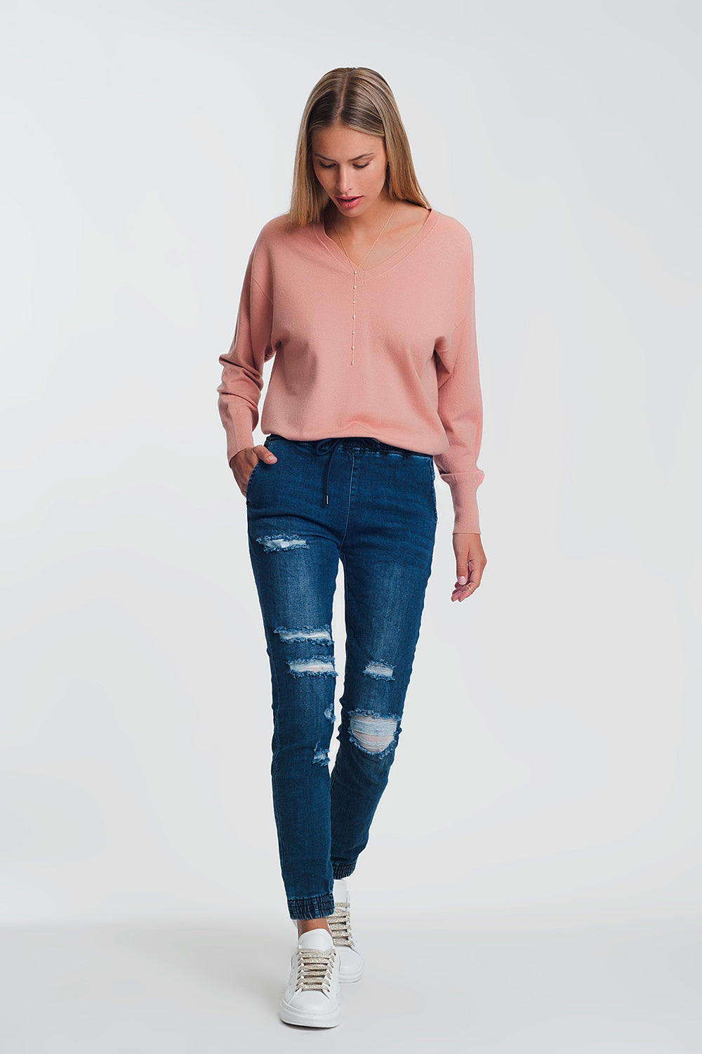 Jean léger style jogger en denim foncé