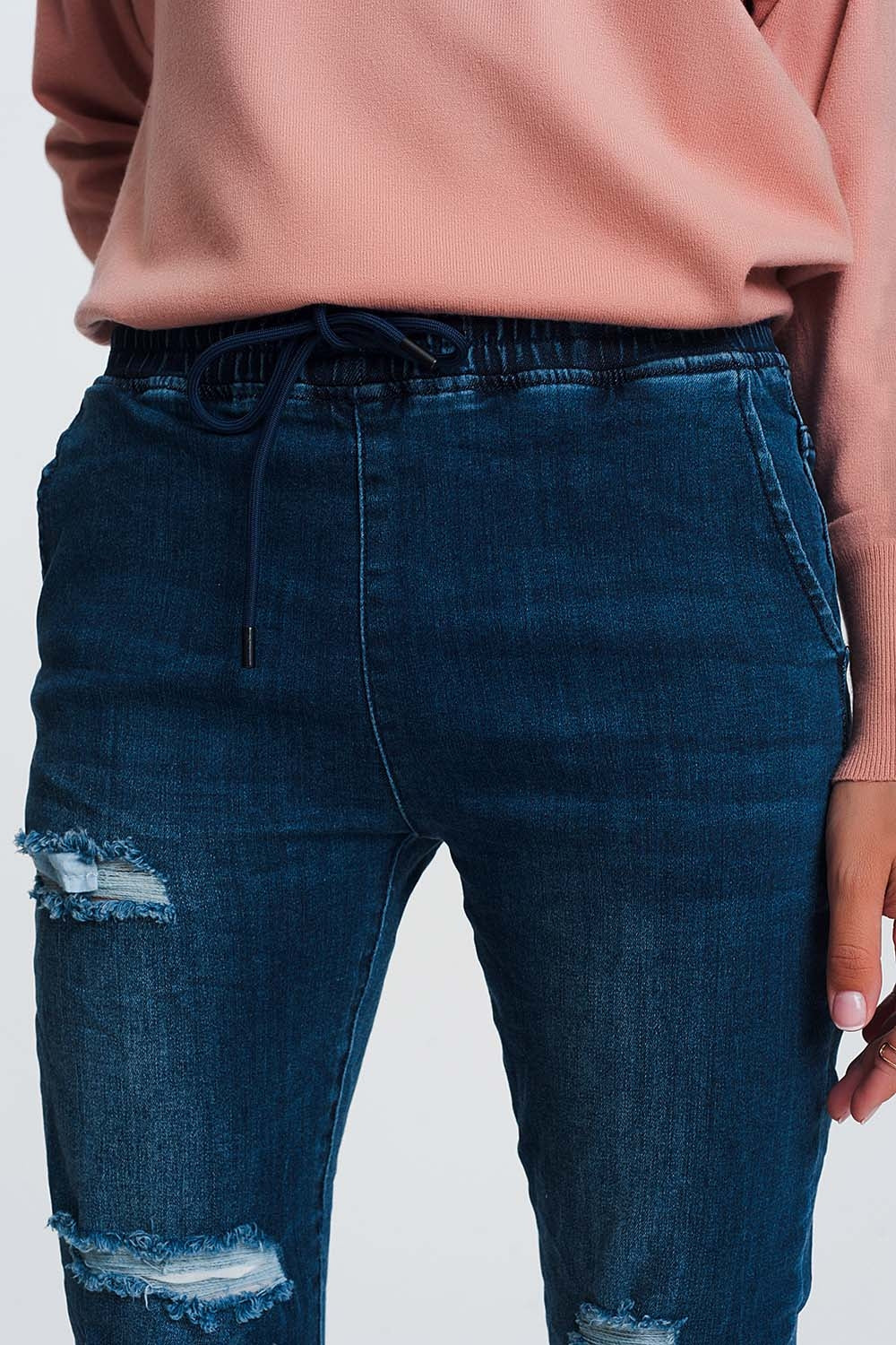 Jean léger style jogger en denim foncé