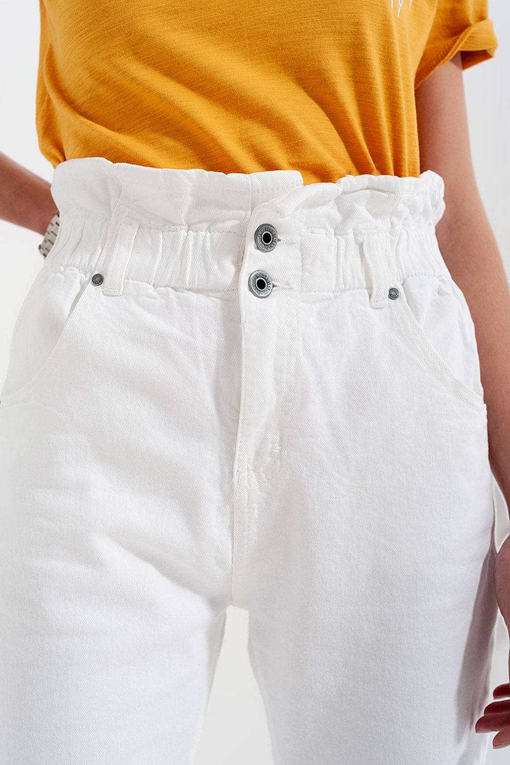 Jean mom à élastique taille haute froncée blanc