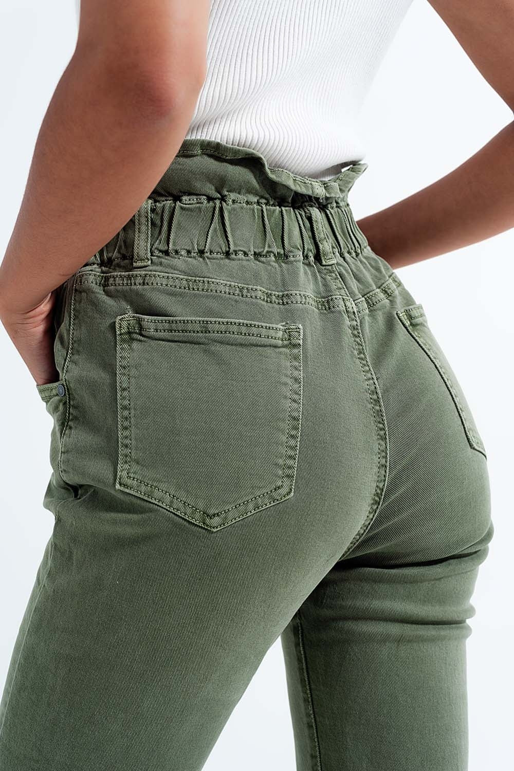 Jean mom à élastique taille haute froncée kaki
