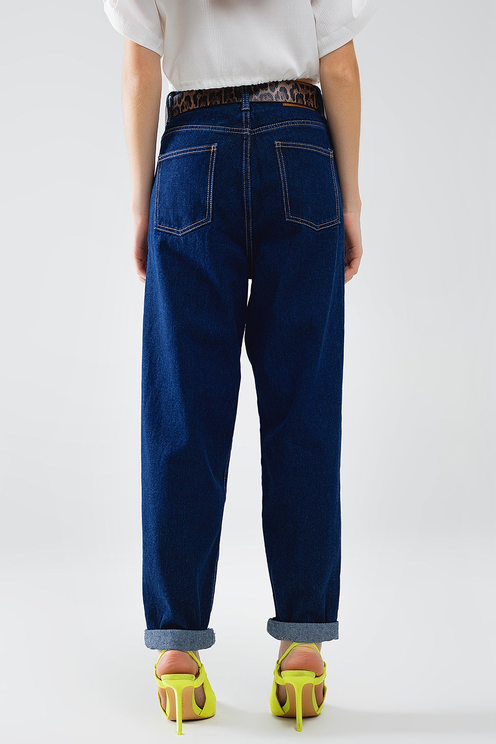 Jean Mom Bleu Raw Avec Détail Plissé