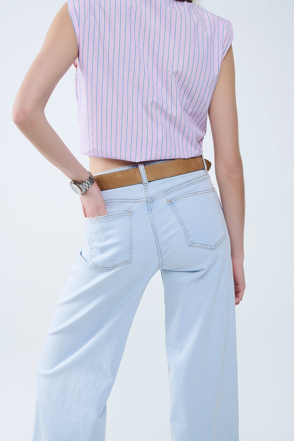 Jean oversize à jambe droite délavé clair