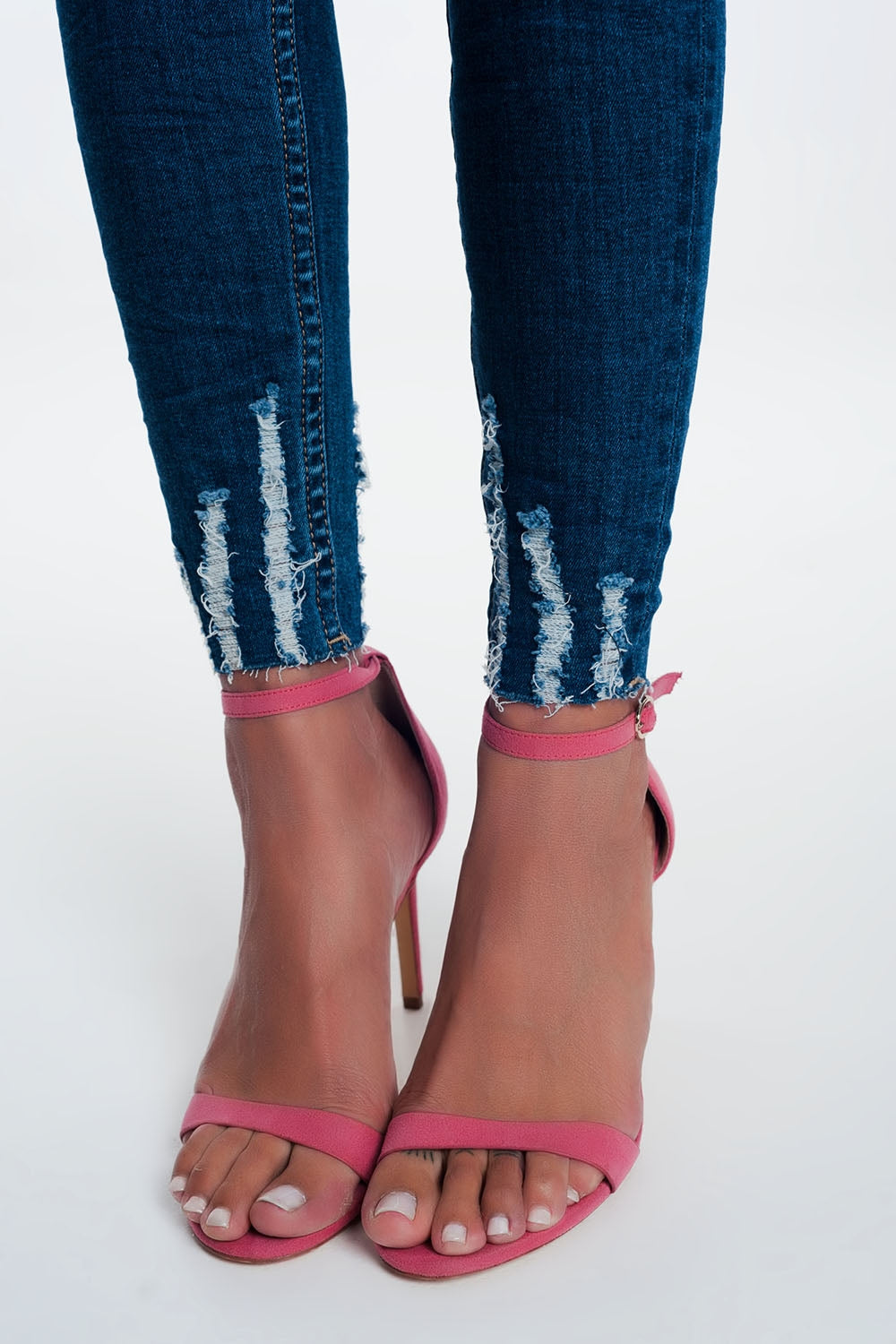 Jean skinny à ourlet brut