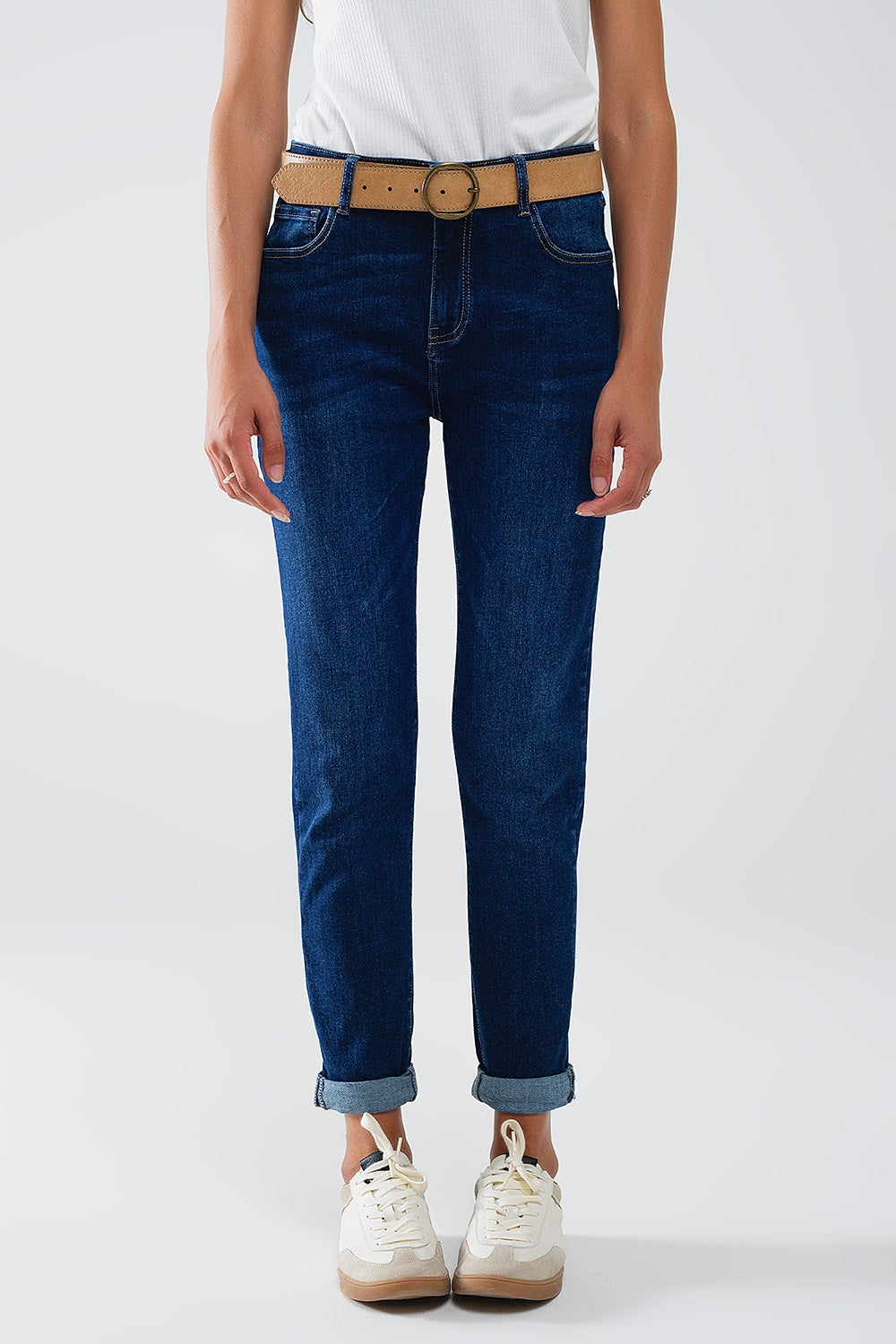 Q2 Jean skinny à taille moyenne délavé foncé