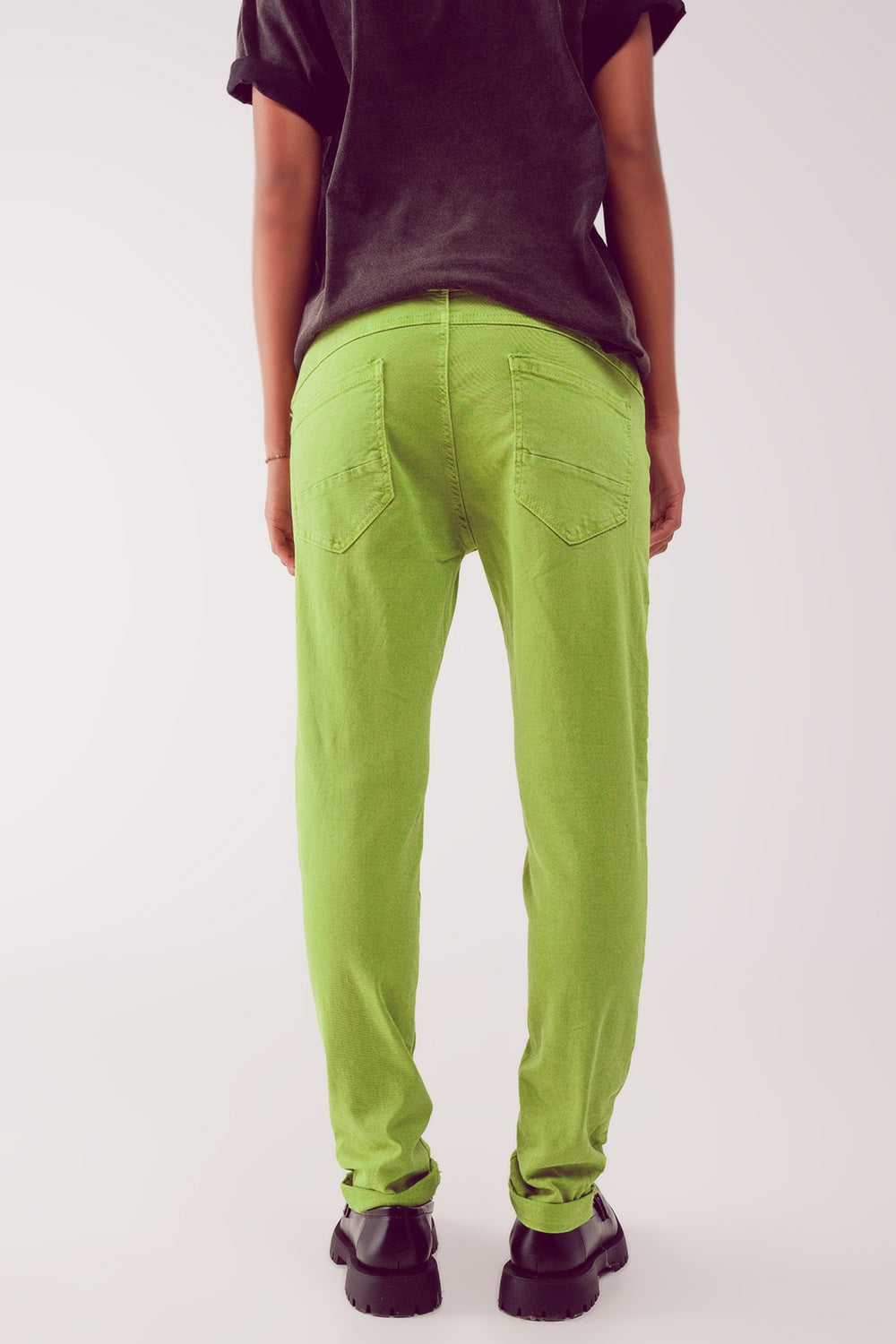 Jean skinny avec boutons visibles vert