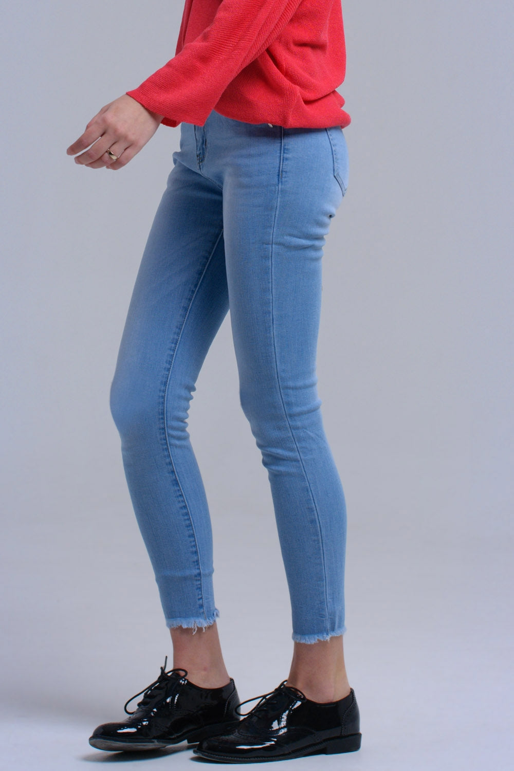 Jean skinny bleu clair avec franges