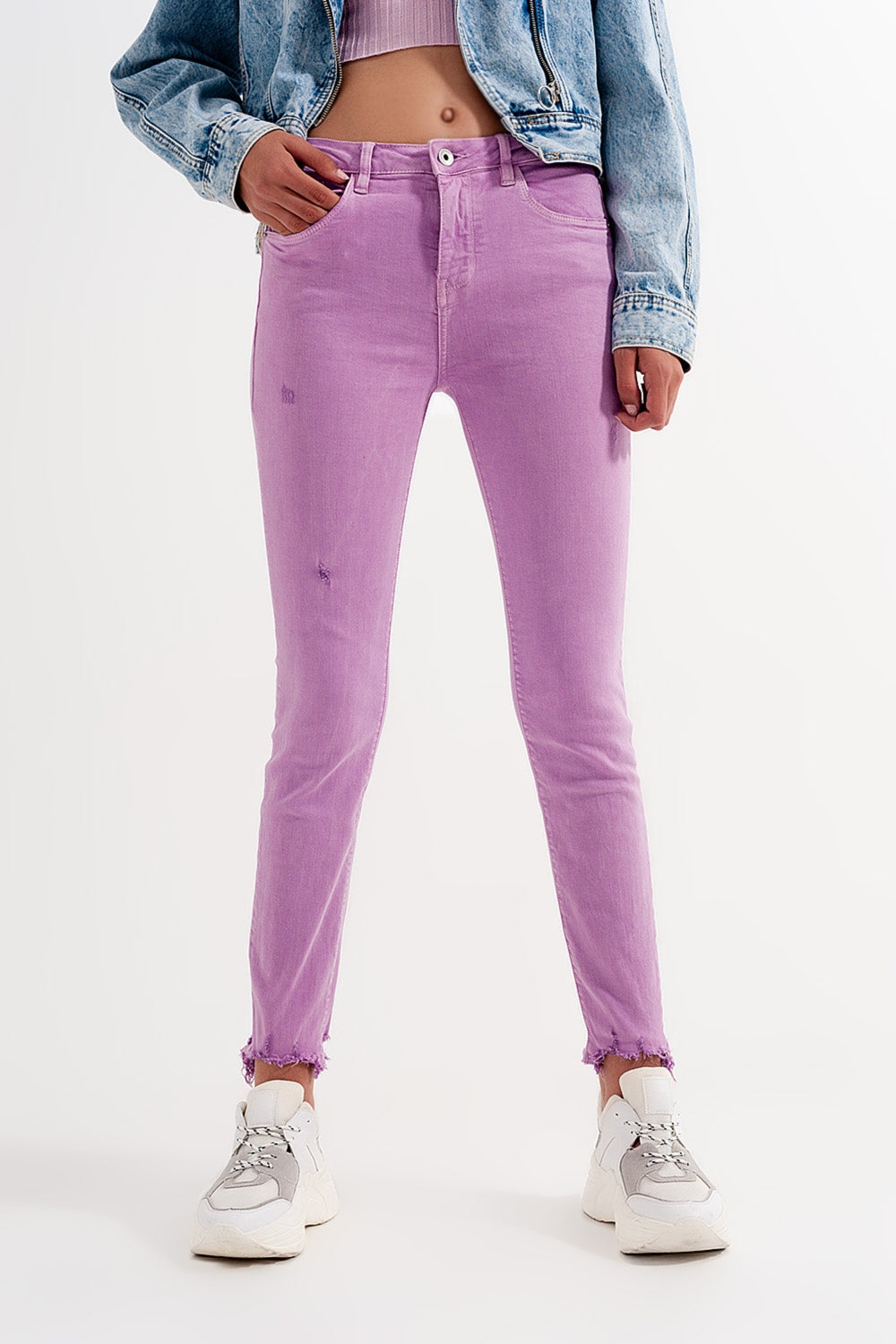 Jean skinny effet vieilli à ourlet brut lilas