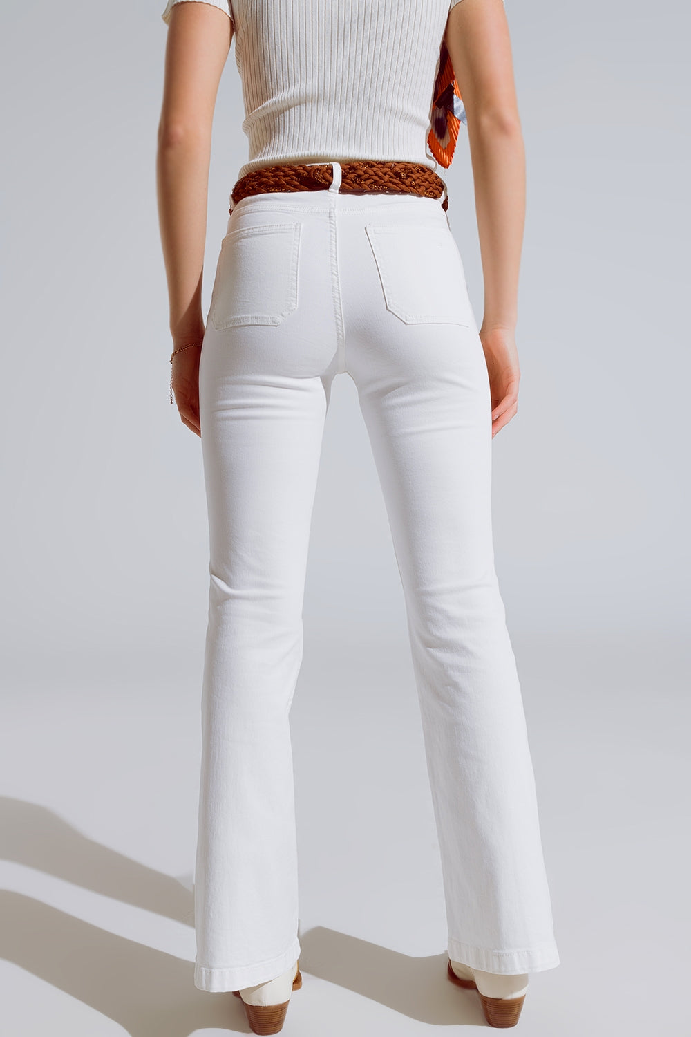 Jean skinny évasé blanc avec poche avant