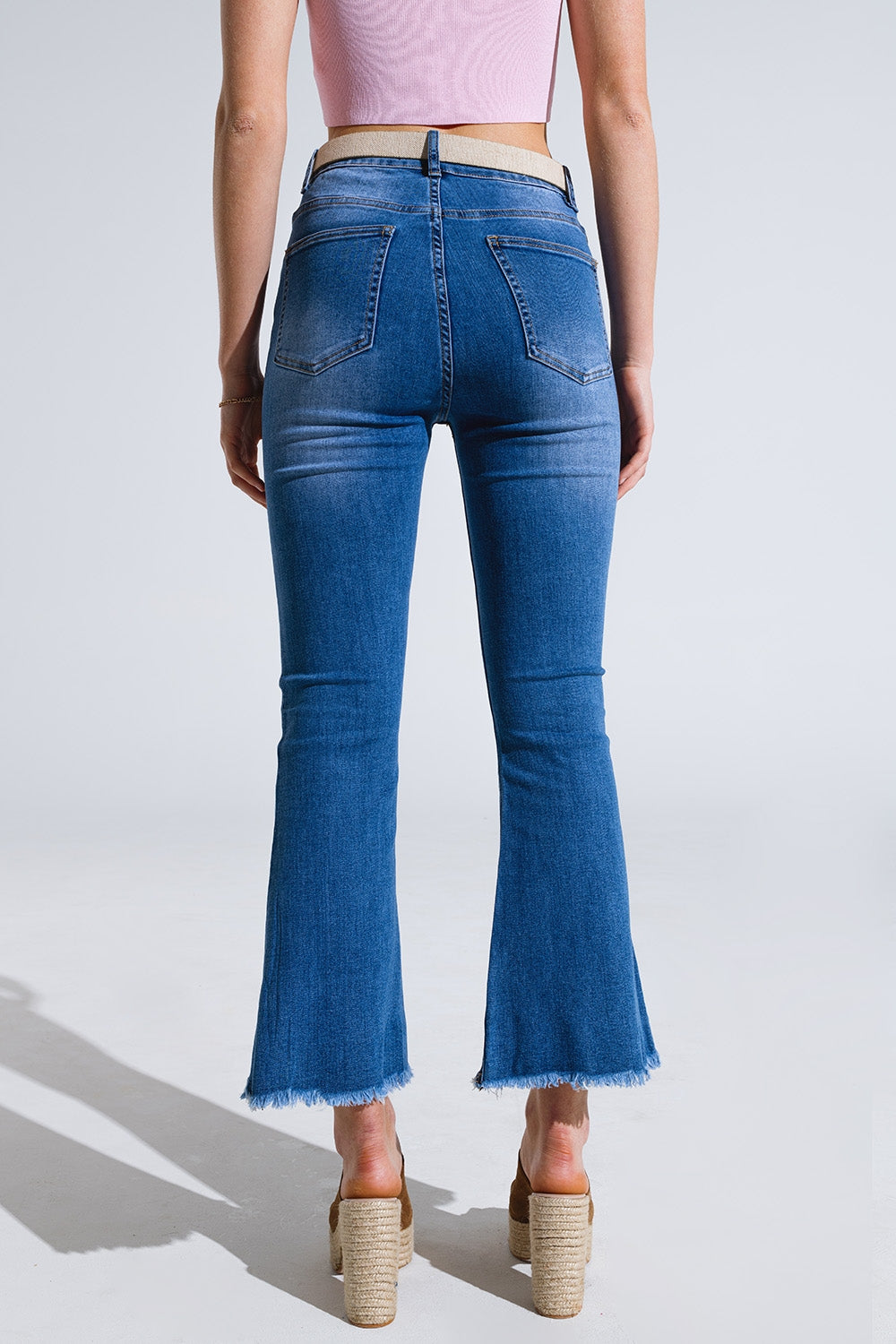 Jean skinny foncé avec cœurs entourés de clous