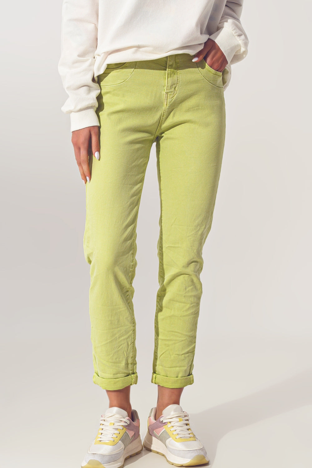 Jean skinny froissé en vert lime