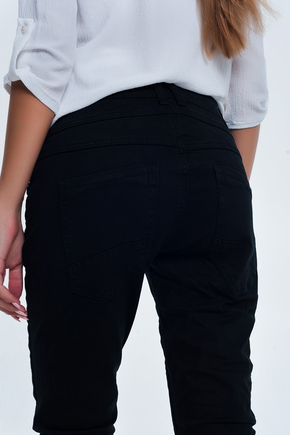 jean skinny noir avec entrejambe bas
