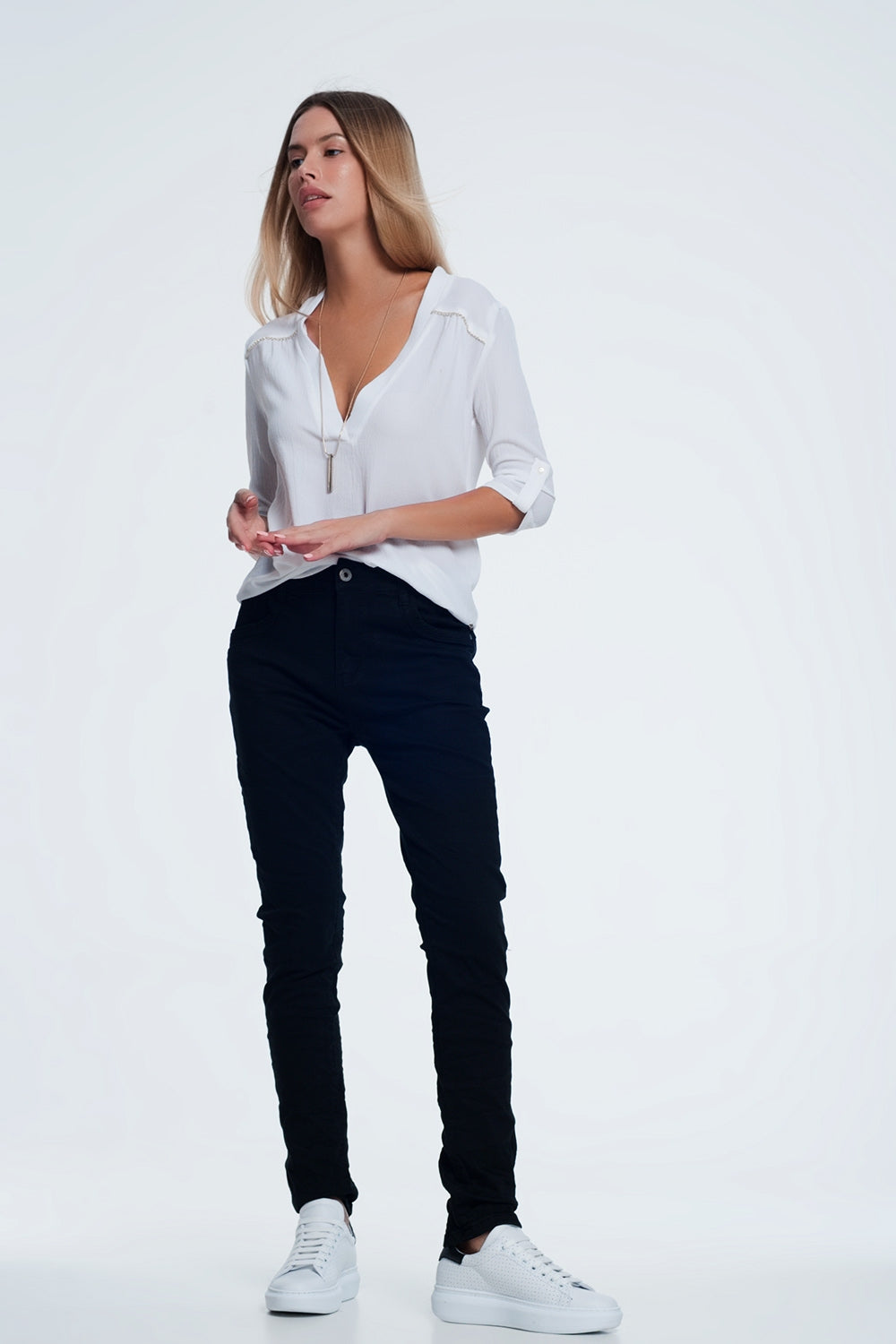 jean skinny noir avec entrejambe bas