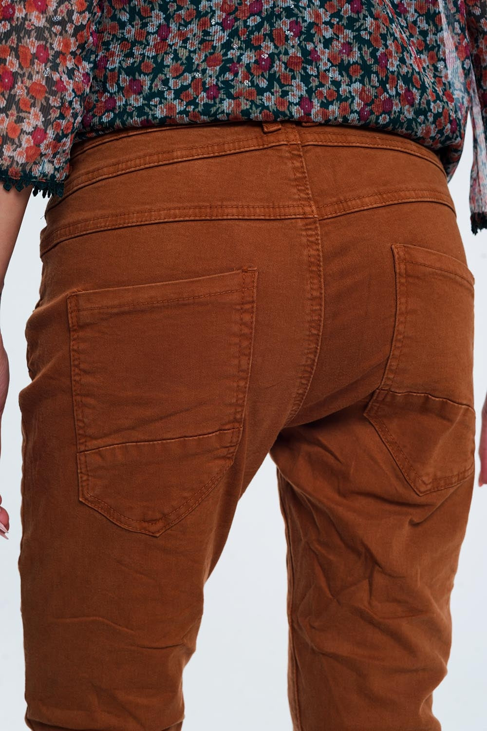 jean skinny orange avec entrejambe bas