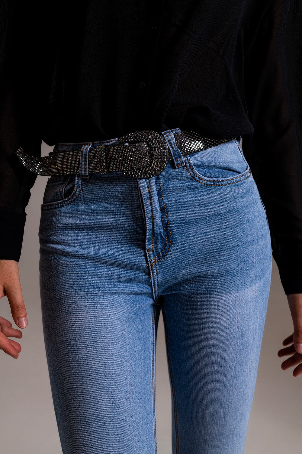 Jean skinny taille haute dans une teinte claire