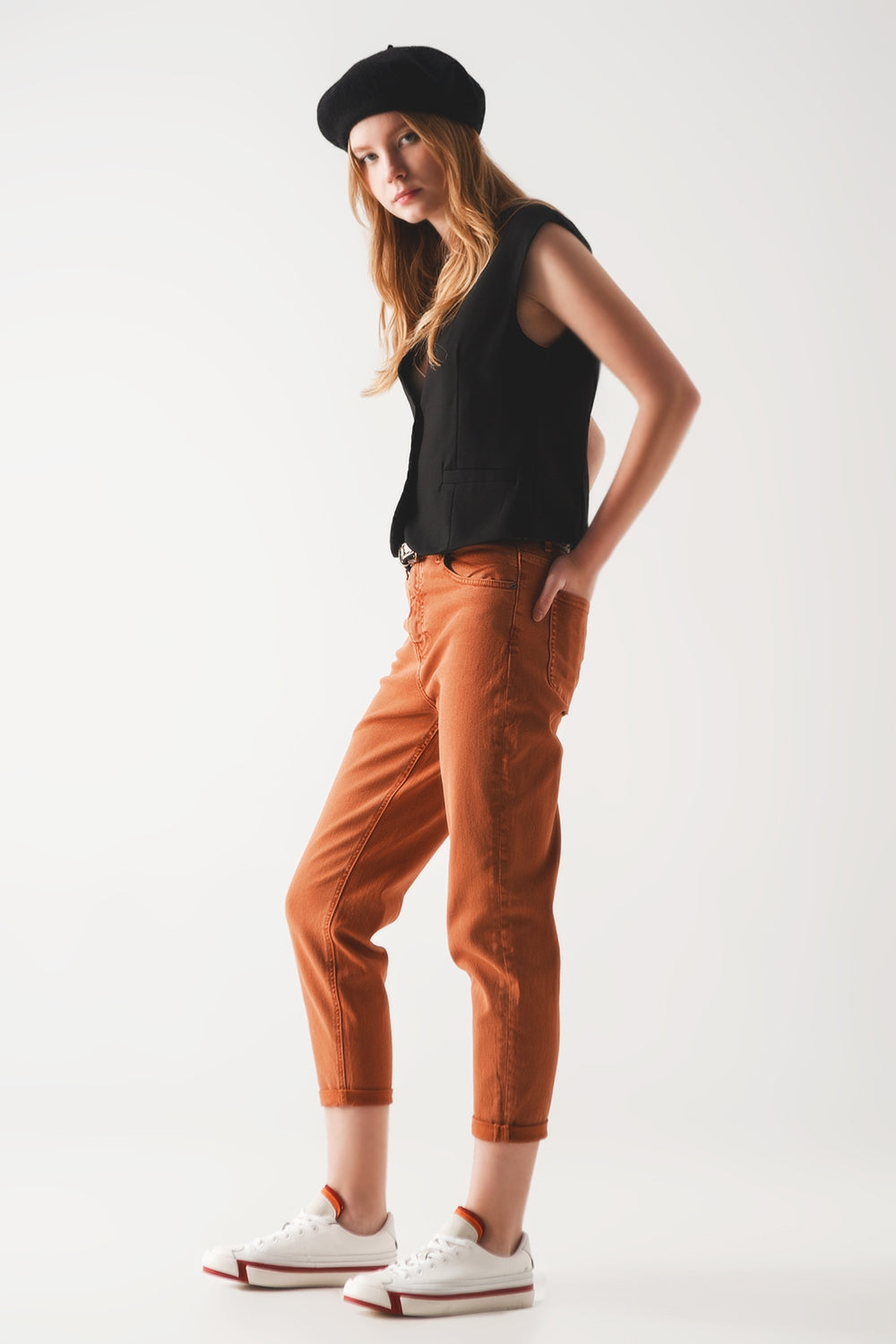 Jean slouchy à taille mi haute en coton rouille