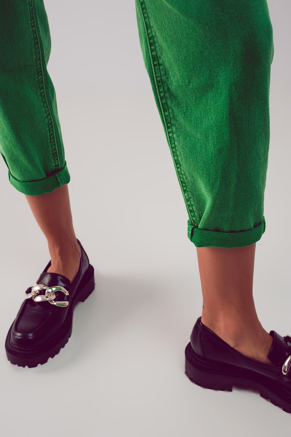 Jean slouchy à taille mi haute en coton vert