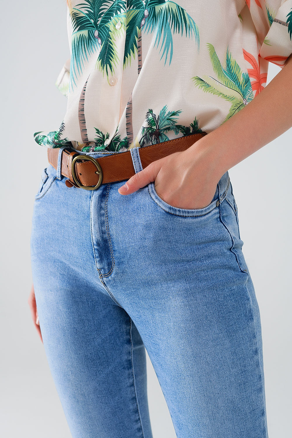 Jean super skinny à taille normale délavé clair avec 5 poches