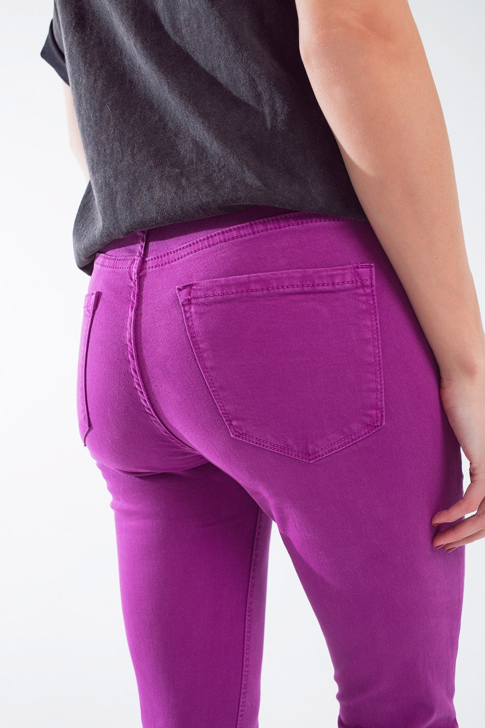 Jean super skinny fuchsia avec plis doux