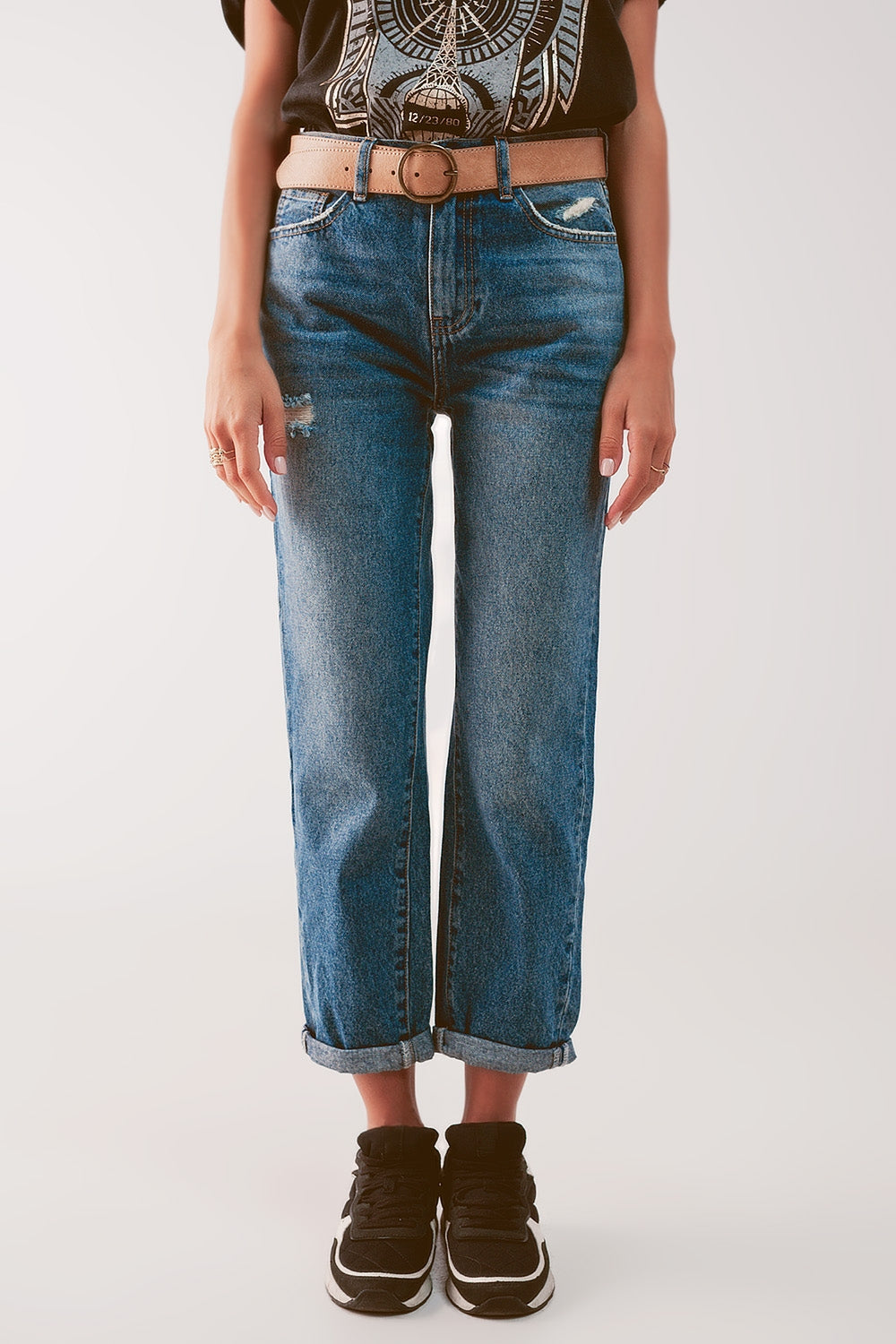 Jean taille haute avec cuisse fendue