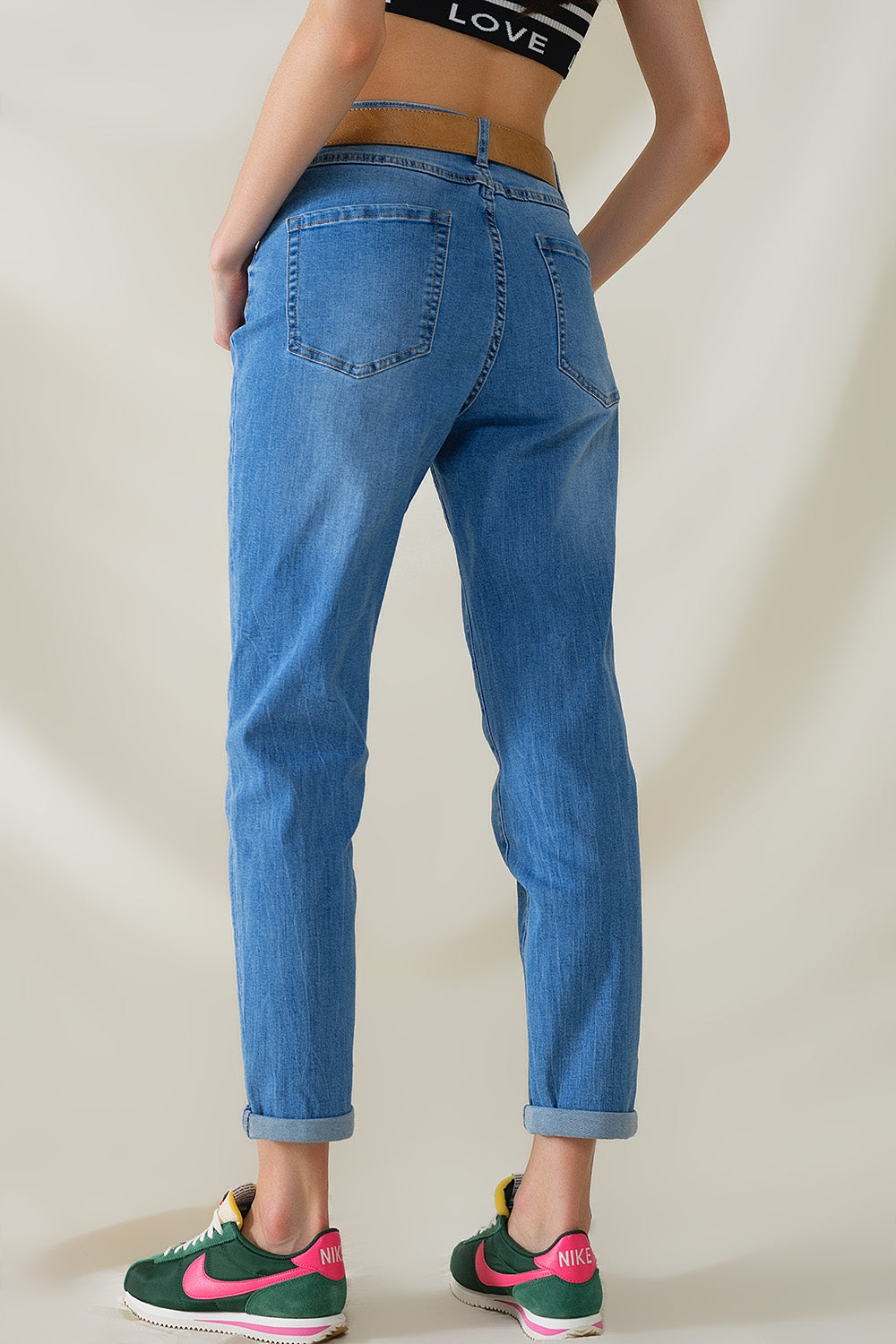 Jean taille haute en denim extensible moyennement délavé