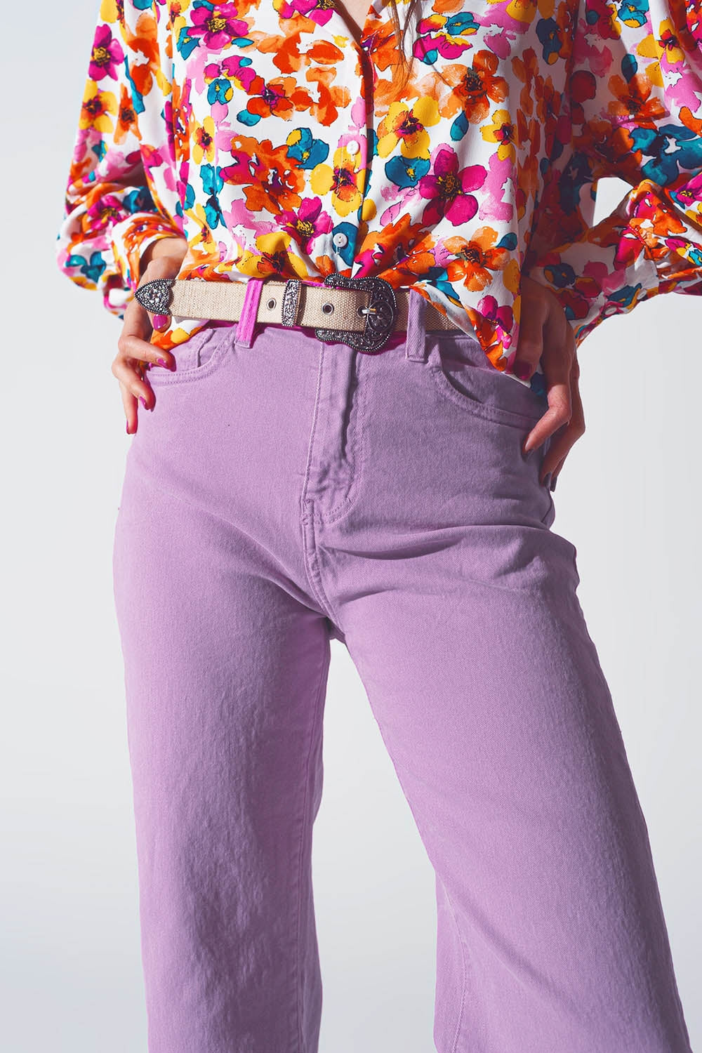 Jeans à jambe droite et ourlet court en violet