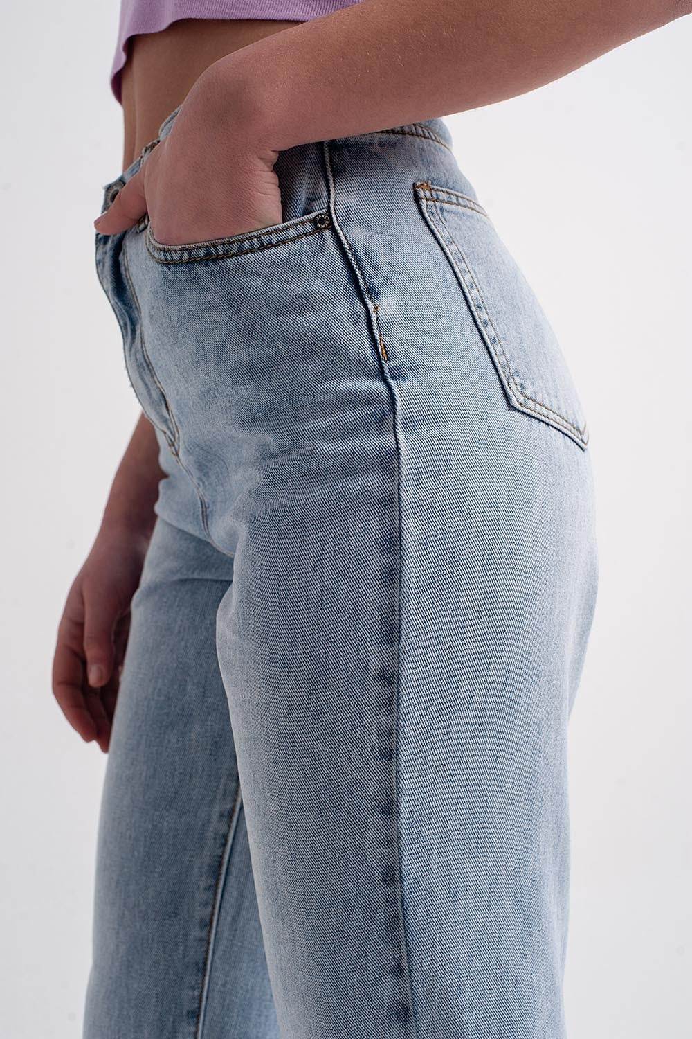 Jeans avec liens à nouer à la cheville