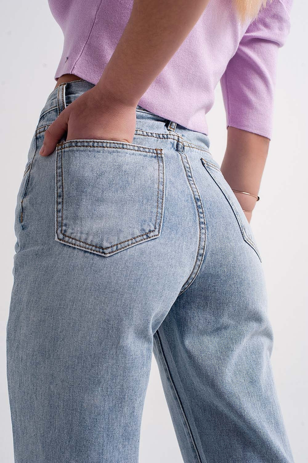 Jeans avec liens à nouer à la cheville