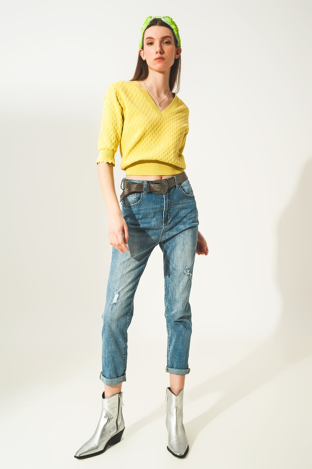 Jeans bleu clair look usé avec coupe droite