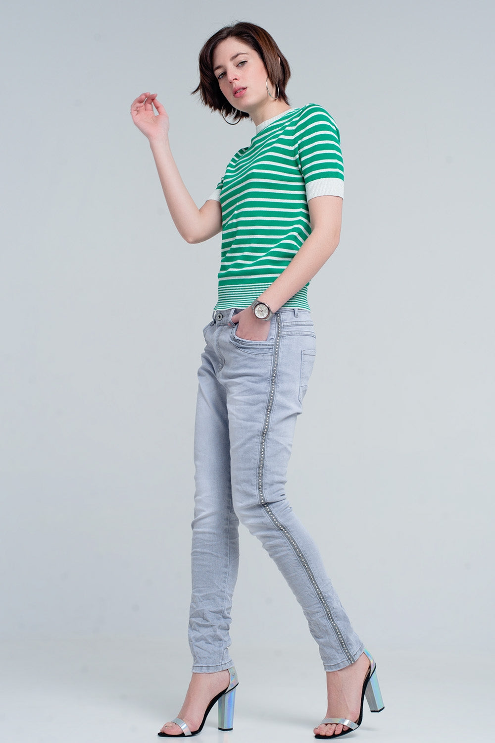 jeans gris avec détail métallique