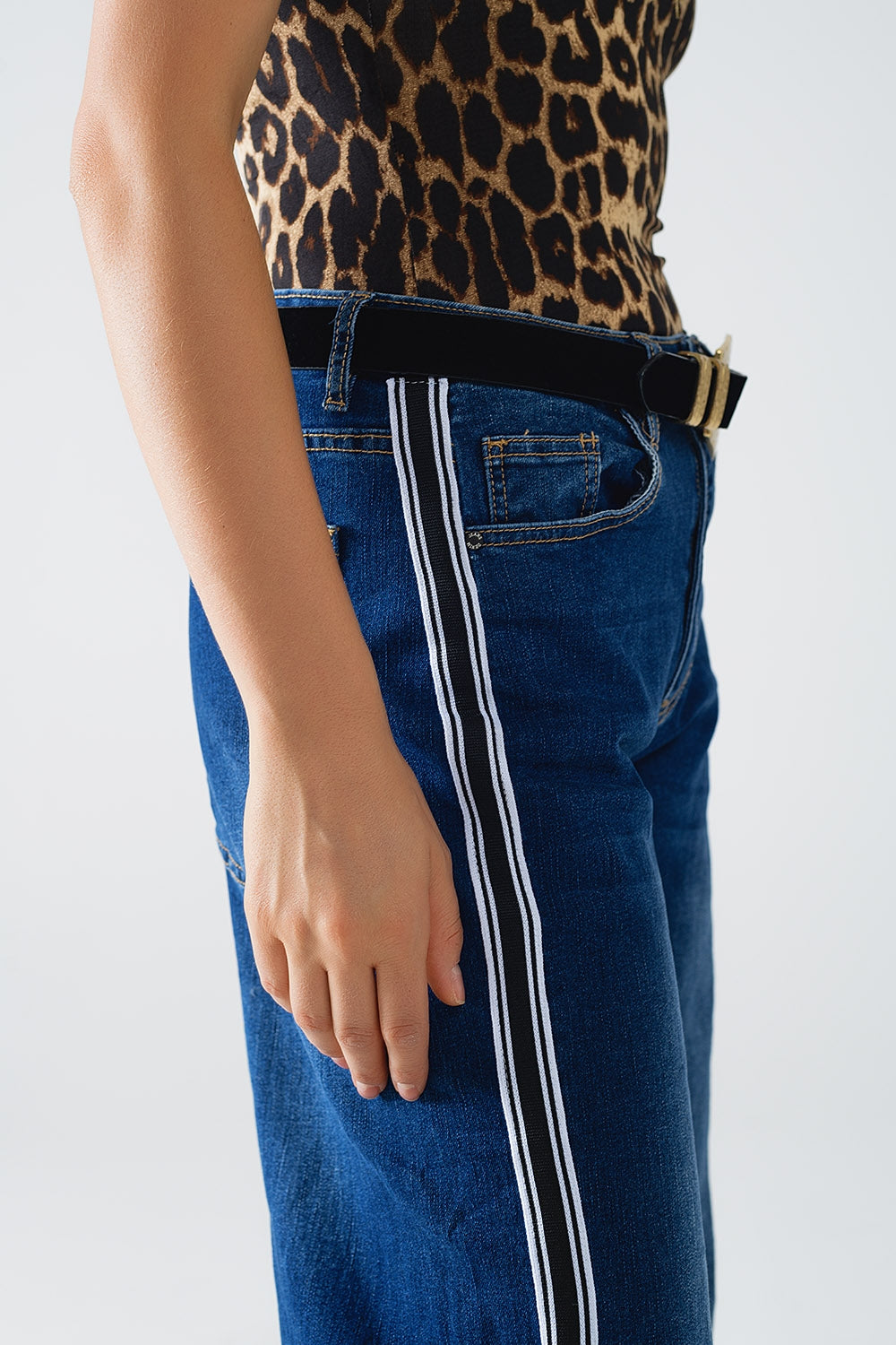 Jeans super larges avec rayures sur le côté