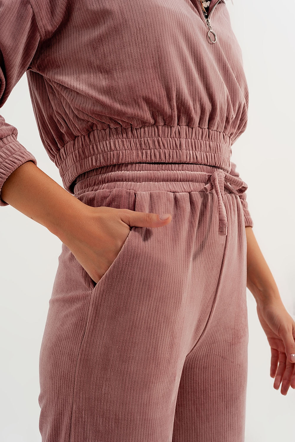 Jogger aux avec cordon de serrage à la taille rose