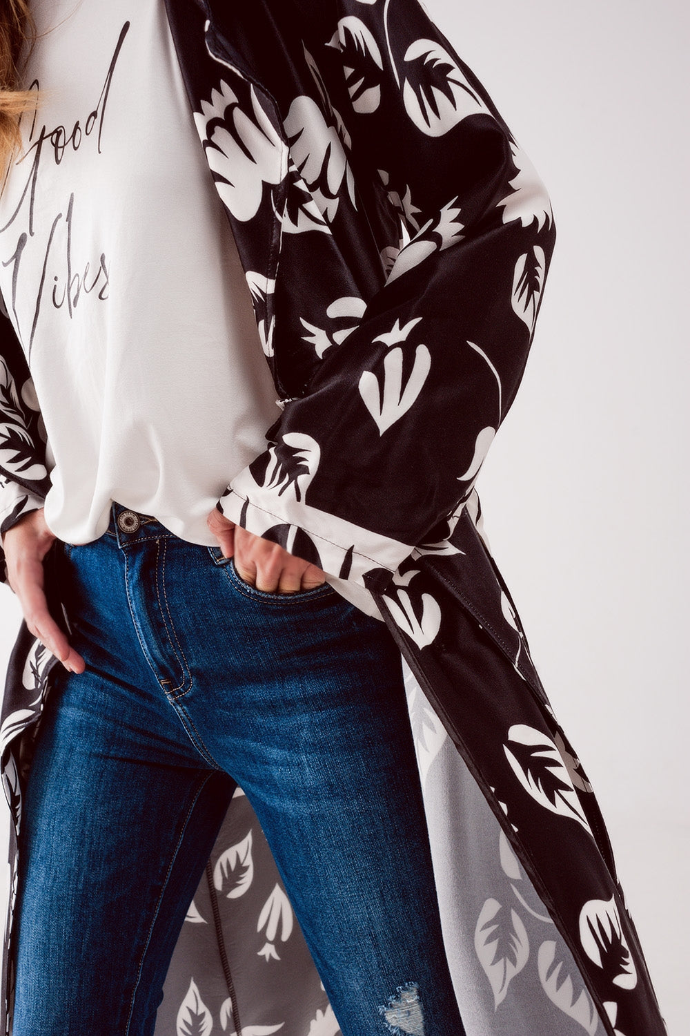 Long blazer noir à imprimé