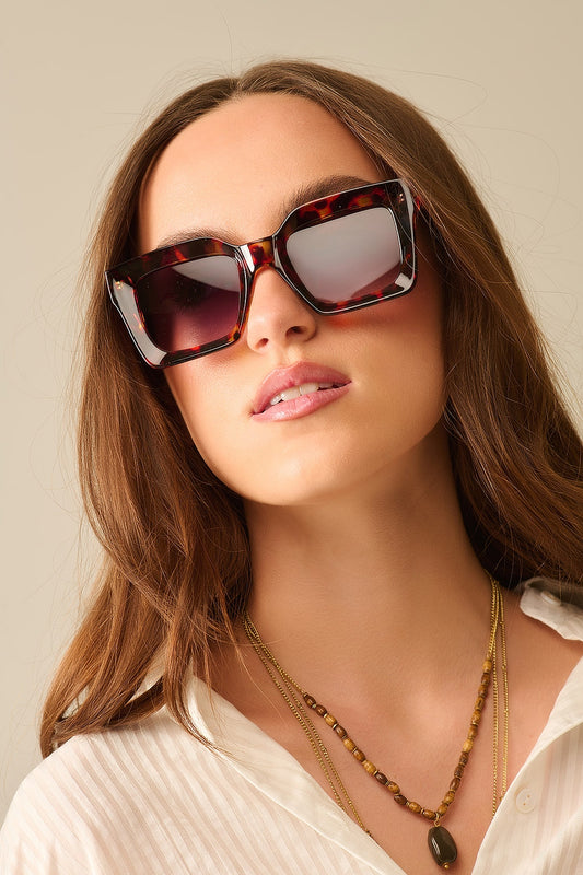 Q2 Lunettes de soleil 90s Squared en marron