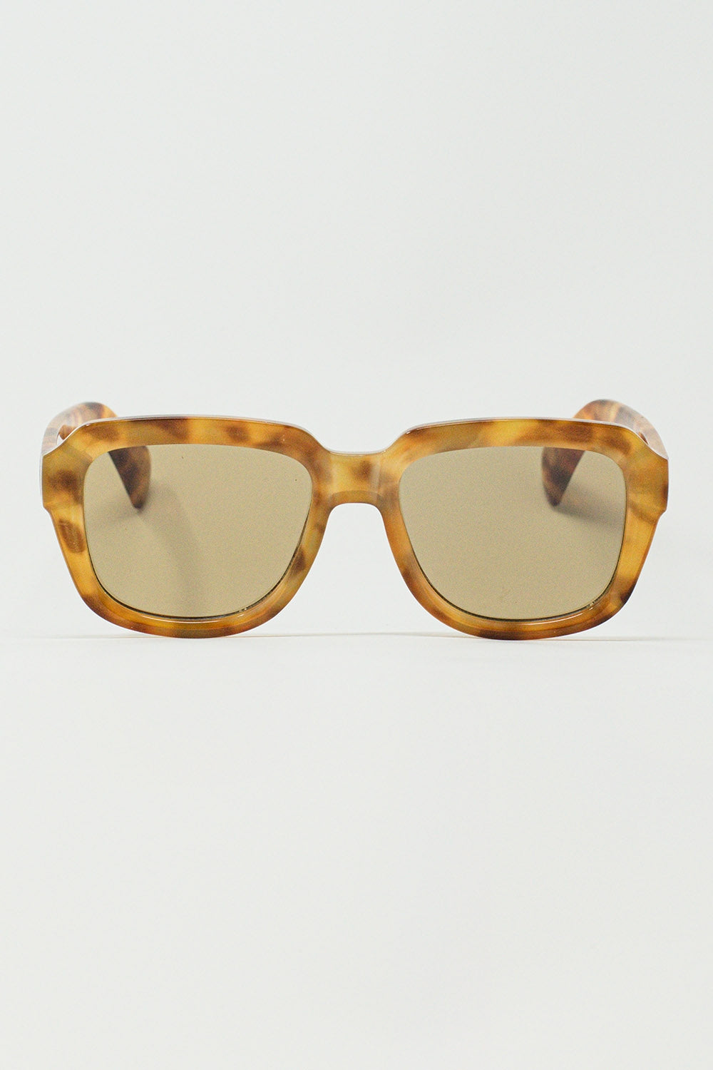 Q2 Lunettes de soleil carrées à monture teintée jaune en écaille de tortue claire
