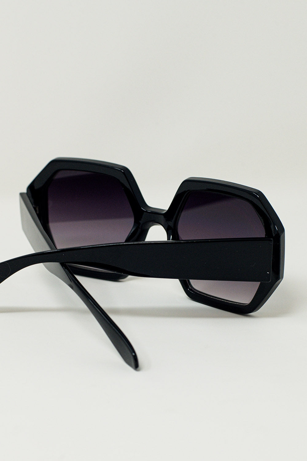 Lunettes de soleil oversize hexagonales en écaille vintage noir