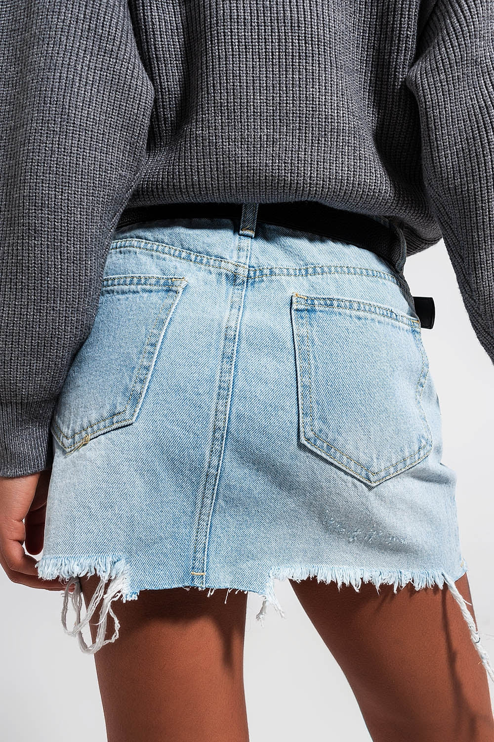 Mini jupe en jean boutonnée bleu clair